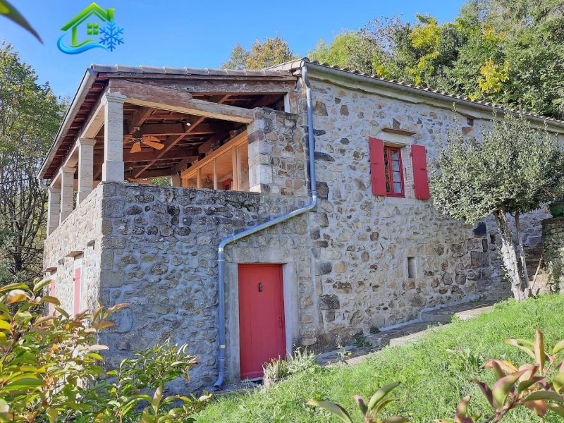 Vue maison joux laterale logo clim